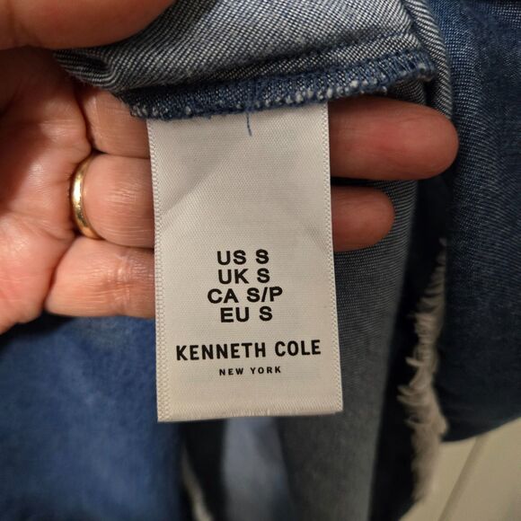 Kenneth Cole New York Womenβs Chambray Denim Tank Top - Size Small - Picture 10 of 11